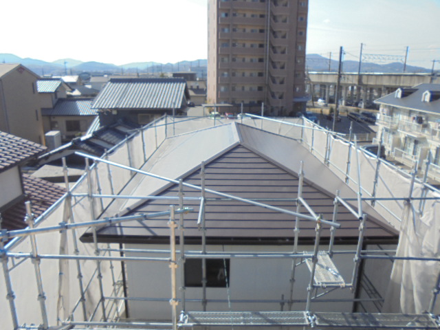 岡山市内　屋根改修　カバー工法